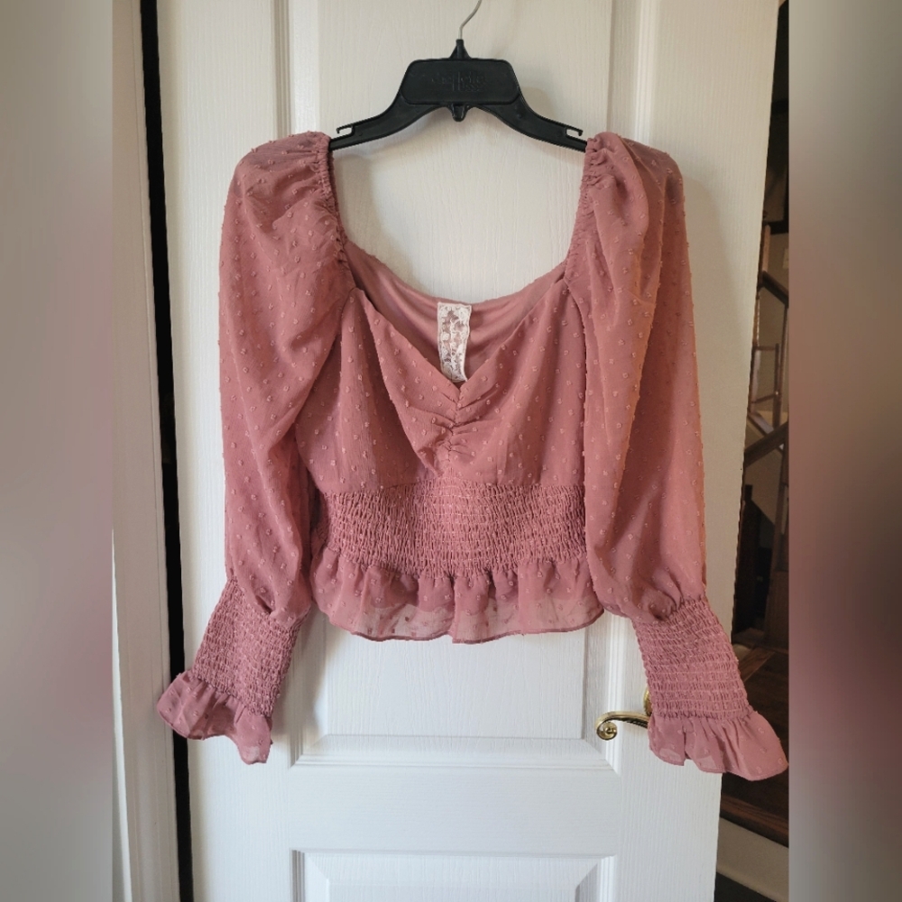 NWT South Moon Under Sadie & Sage Rachel Mauve Peplum Smocked Blouse Medium